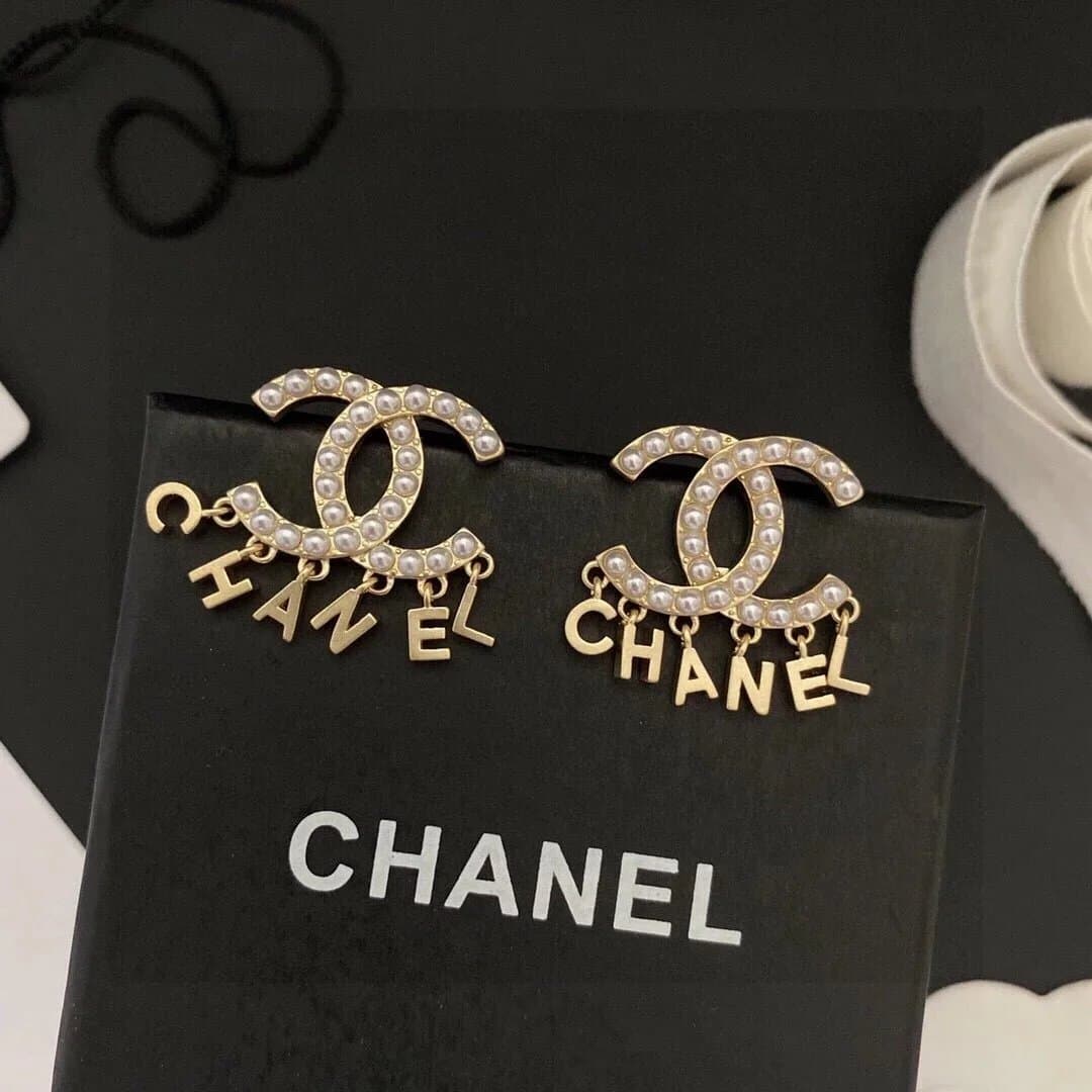 Chanel CC Pearl Earrings Gold Tone with Pearls — 17