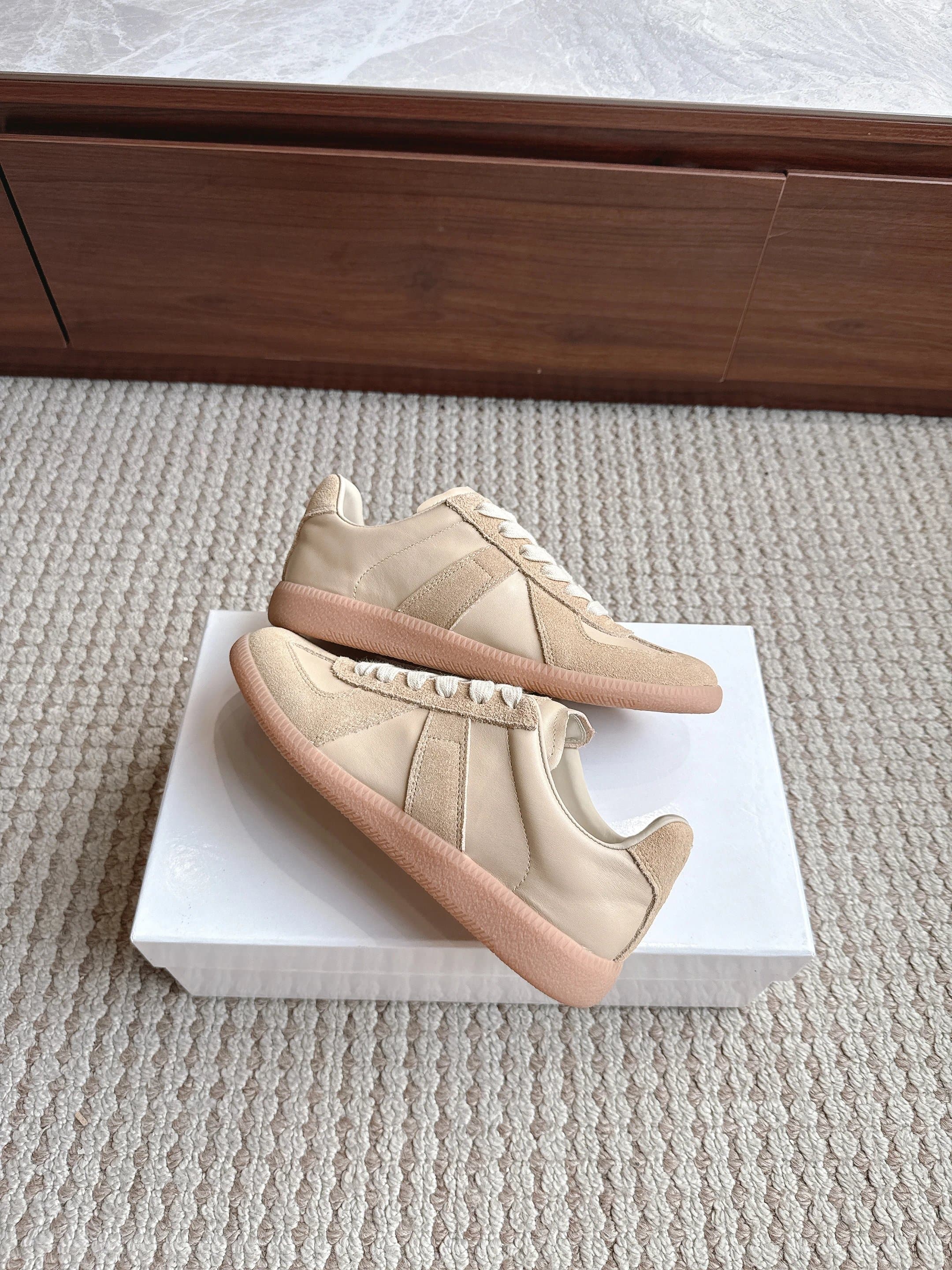 Maison Margiela Future Sneaker Metallic Silver — 驴联名MM6 17