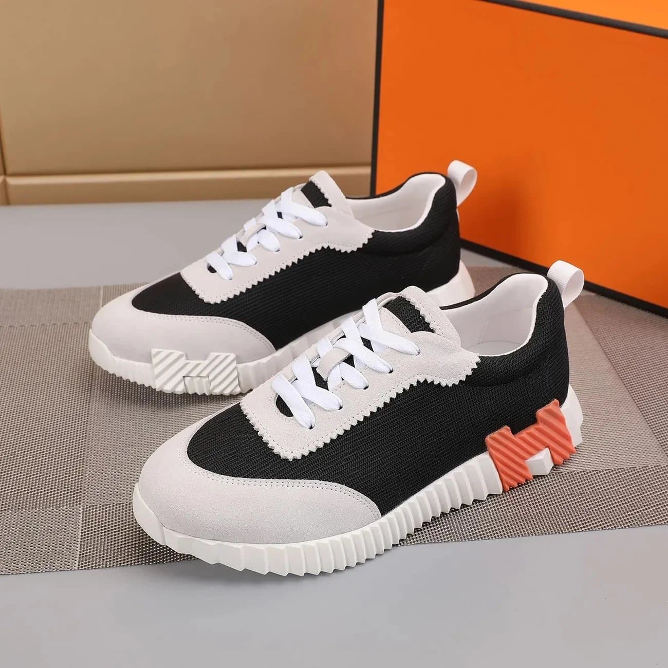 Hermès Low-Top Trainer Monochrome — 029