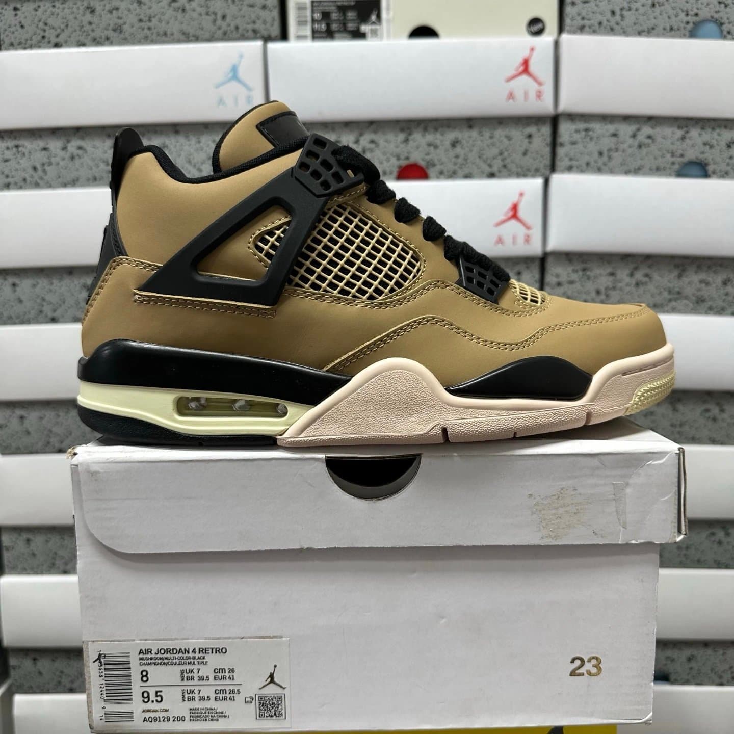 Air Jordan 4 Retro Brown — CP版 · AQ9129-200 棕黑