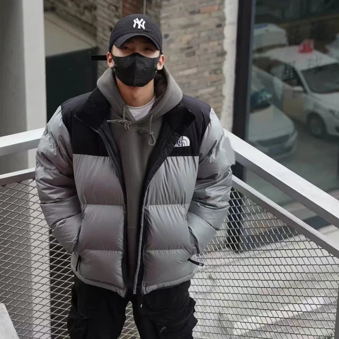 The North Face Puffer Jacket Two-Tone — TNF21