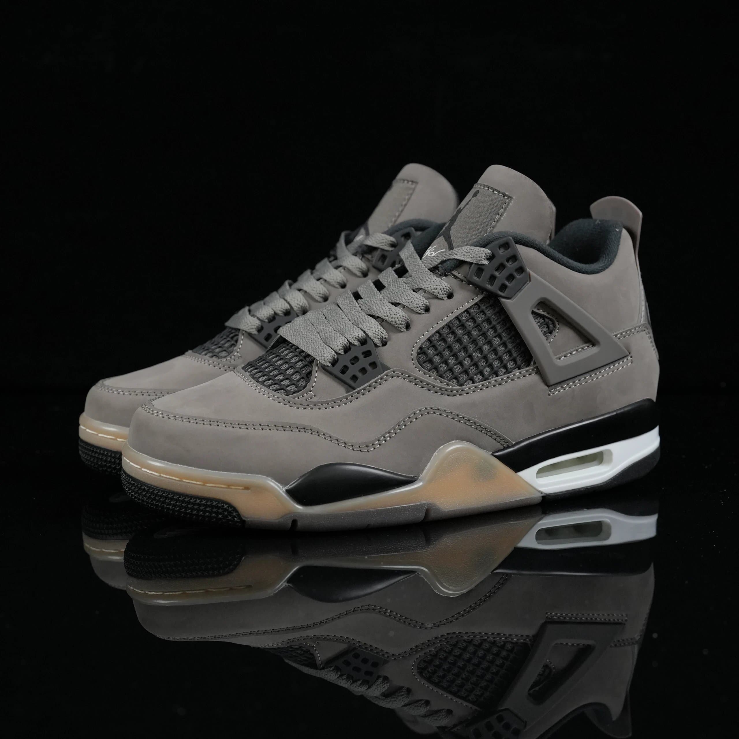 Air Jordan 4 Cool Grey