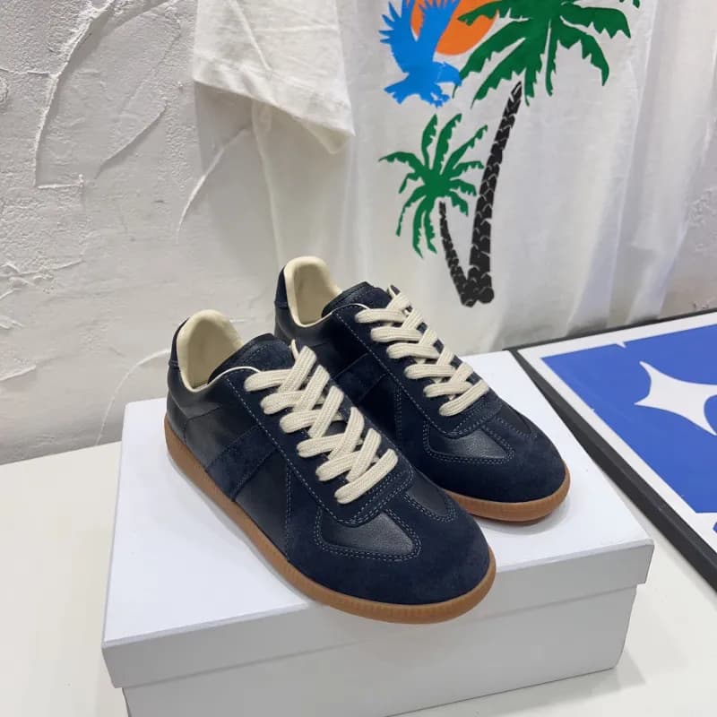 Maison Margiela Future Sneaker Red Suede — 蓝色双拼