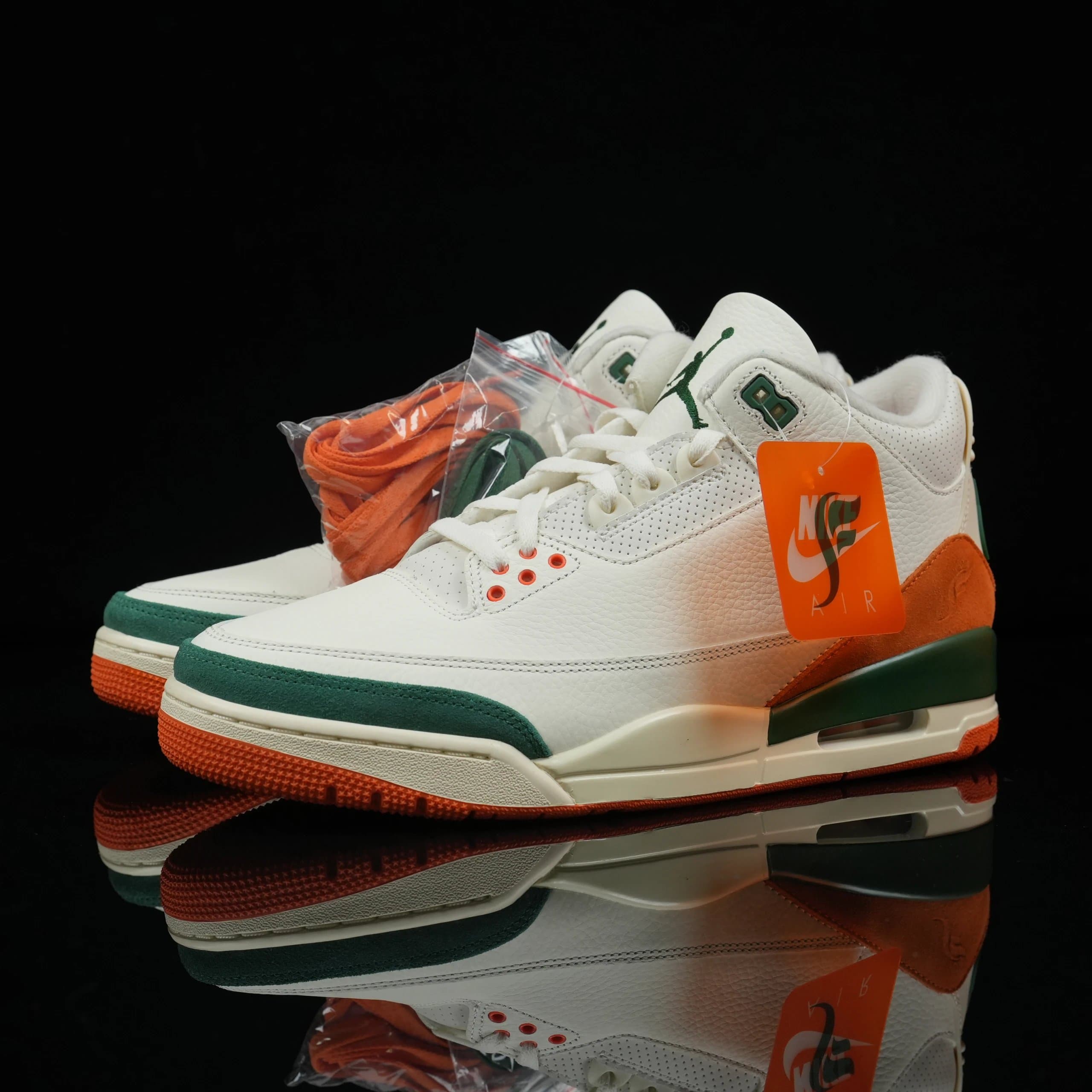 Air Jordan 3 Miami Vice
