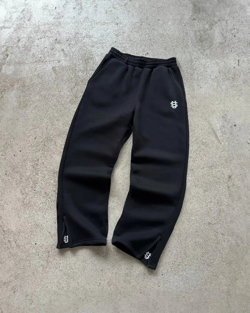 Fear of God Essentials Crop Top & Shorts Set AVNT GRD Logo — 黑色