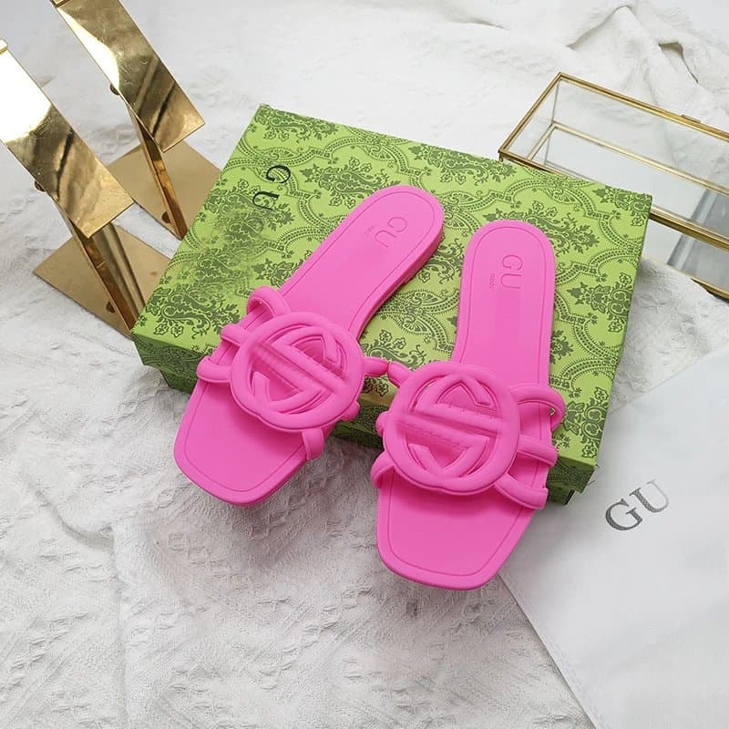 Gucci GG Marmont Slide Neon Pink
