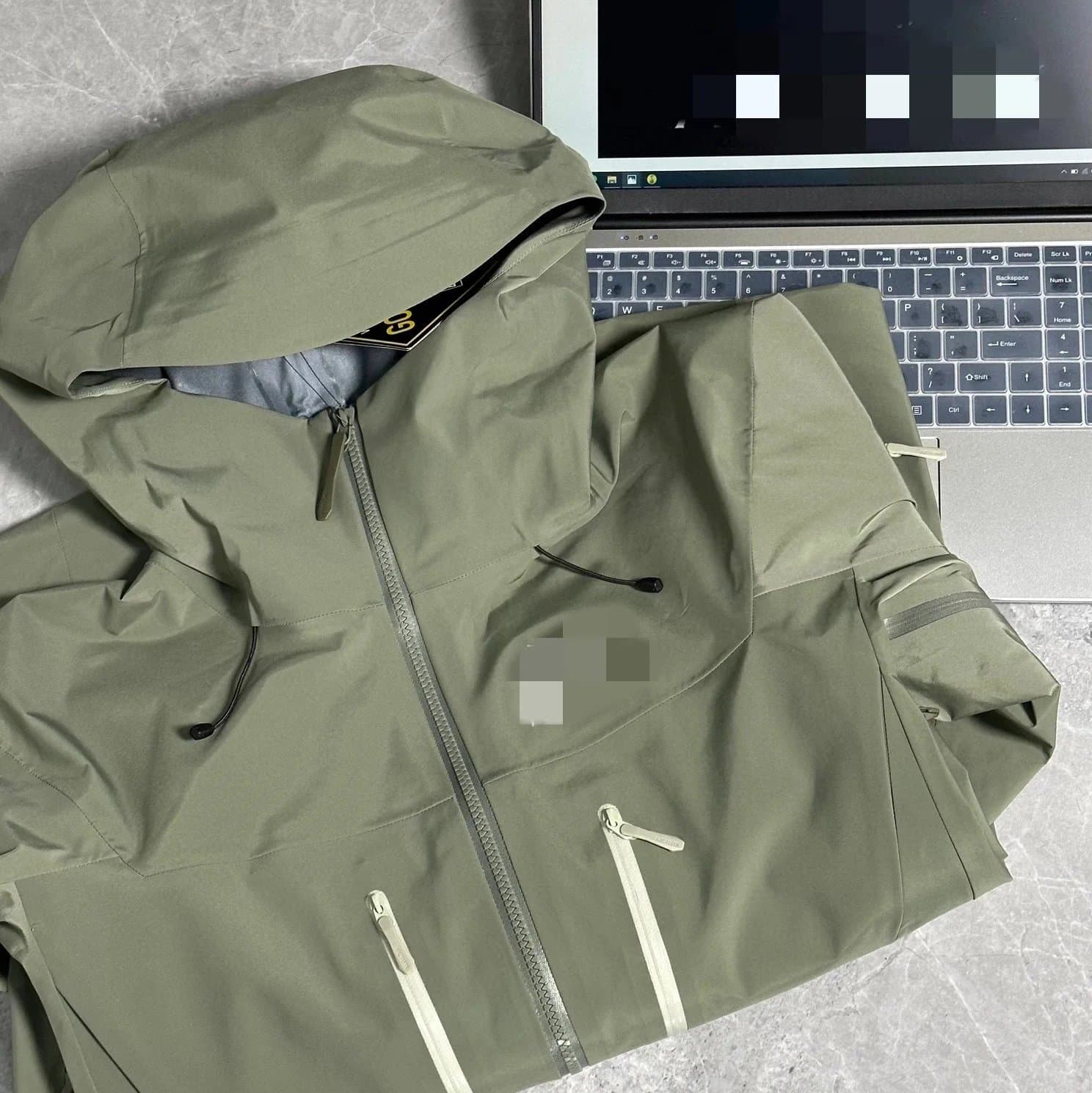 Arc'teryx Alpha SV Jacket Olive Green
