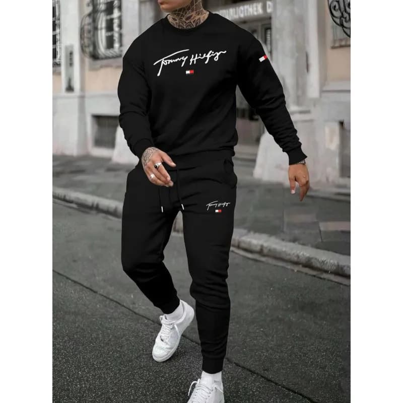 Tommy Hilfiger Crewneck Sweatshirt & Joggers Set Signature Script Logo