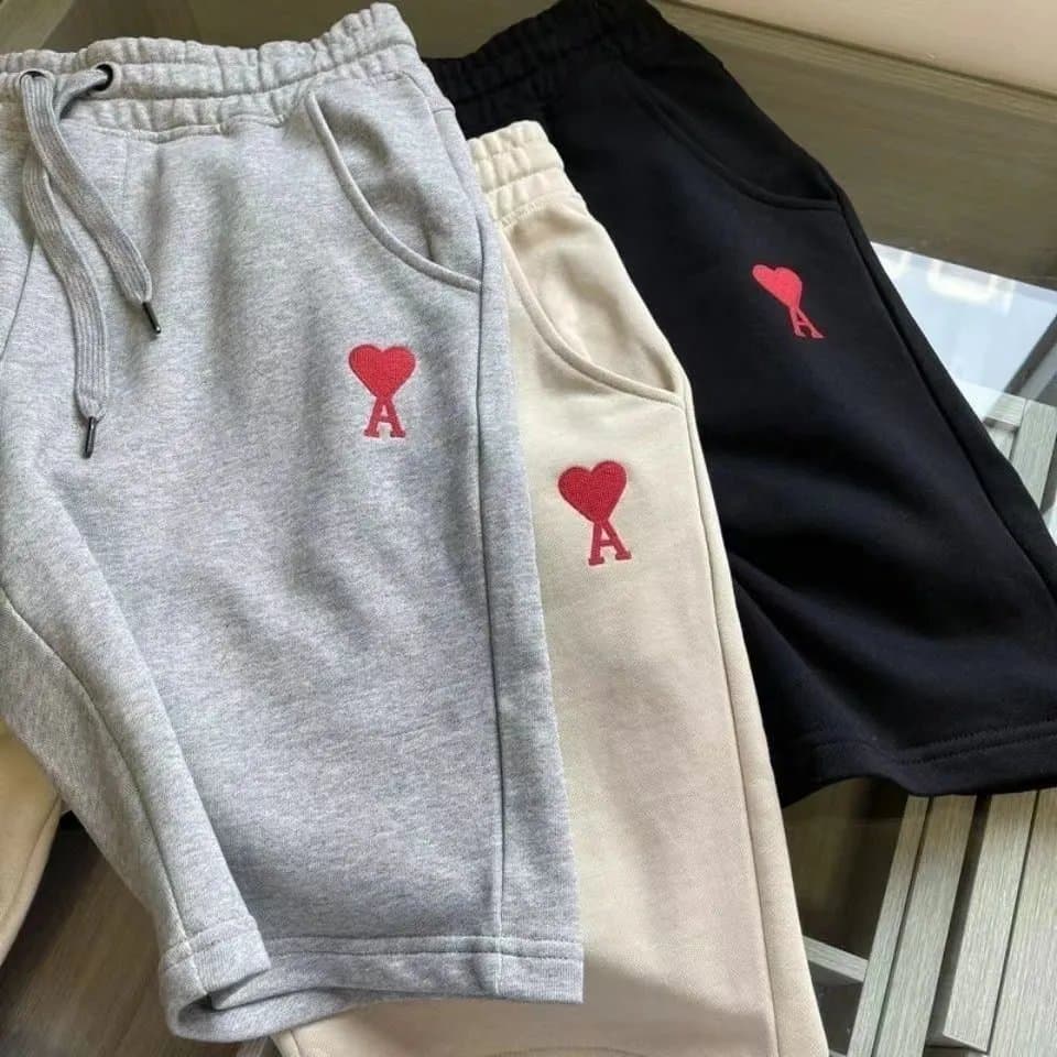AMI Paris Heart Logo Sweat Shorts Embroidered Heart A
