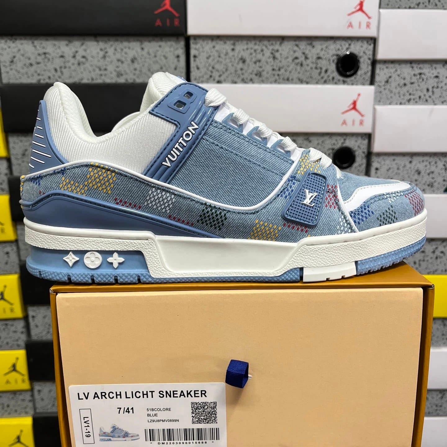 Louis Vuitton LV Arch Licht Sneaker 51BColore