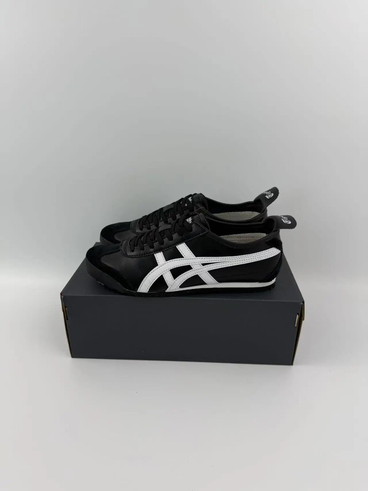 Asics Gel-Lyte III Classic Black White