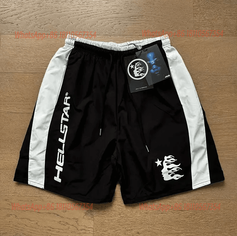 Lacoste Classic Shorts Solid White — Hellstar-黑色3