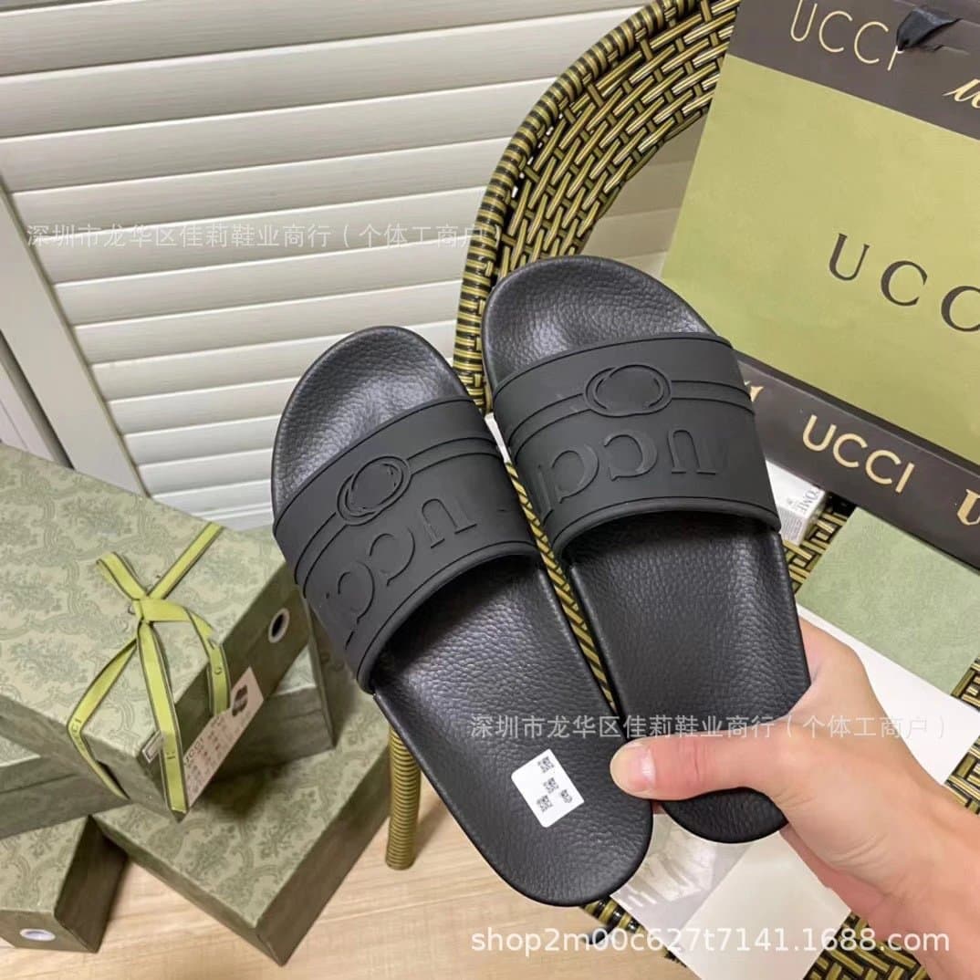 Gucci Slide Sandal GG Logo