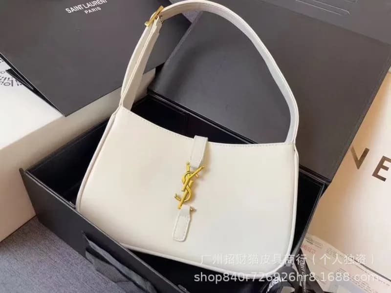 Saint Laurent Niki Bag Small