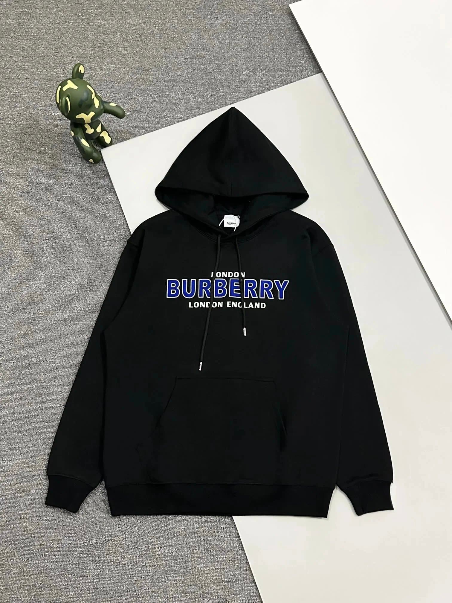 Burberry Hooded Sweatshirt London England Logo