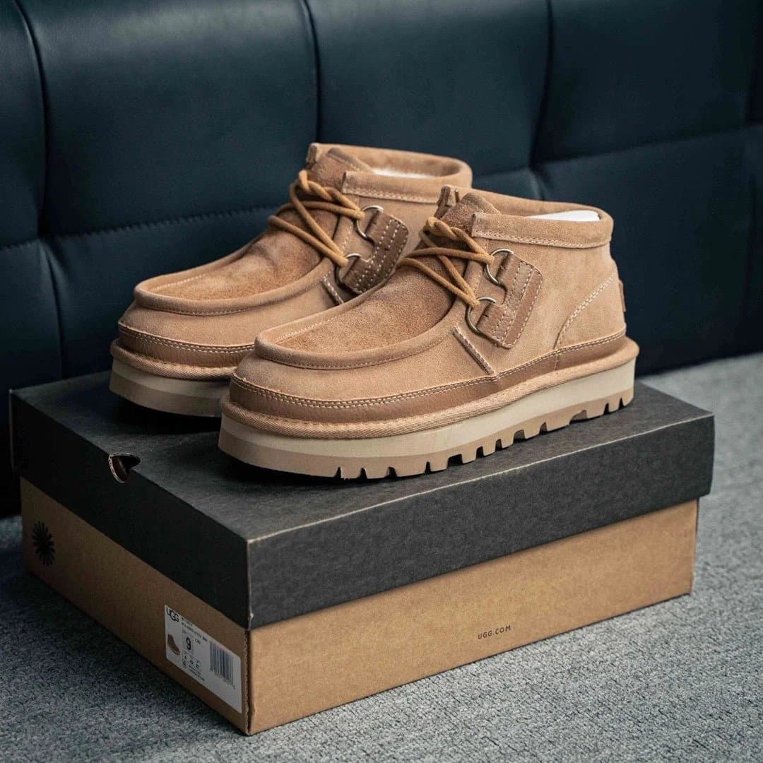 UGG Chukka Boot Suede