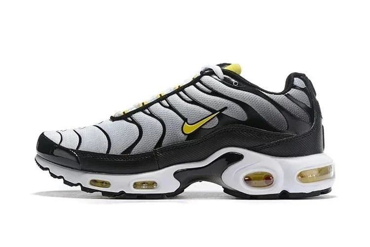 Nike Air Max Plus Black Red — 36