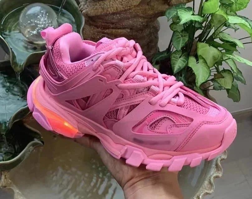 Balenciaga Triple S Black Silver — 粉色LED