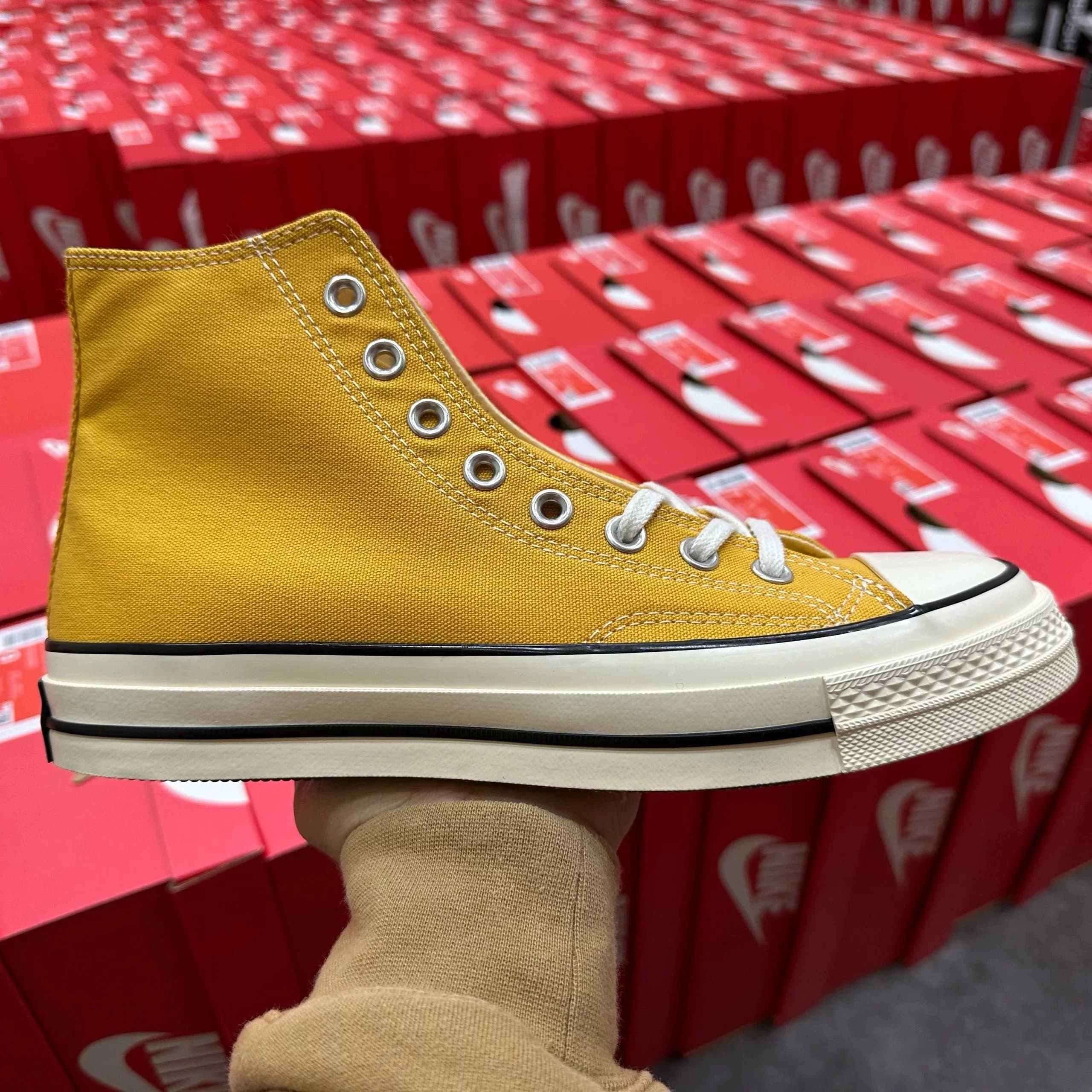 Converse Chuck Taylor All Star 70 Vintage Yellow