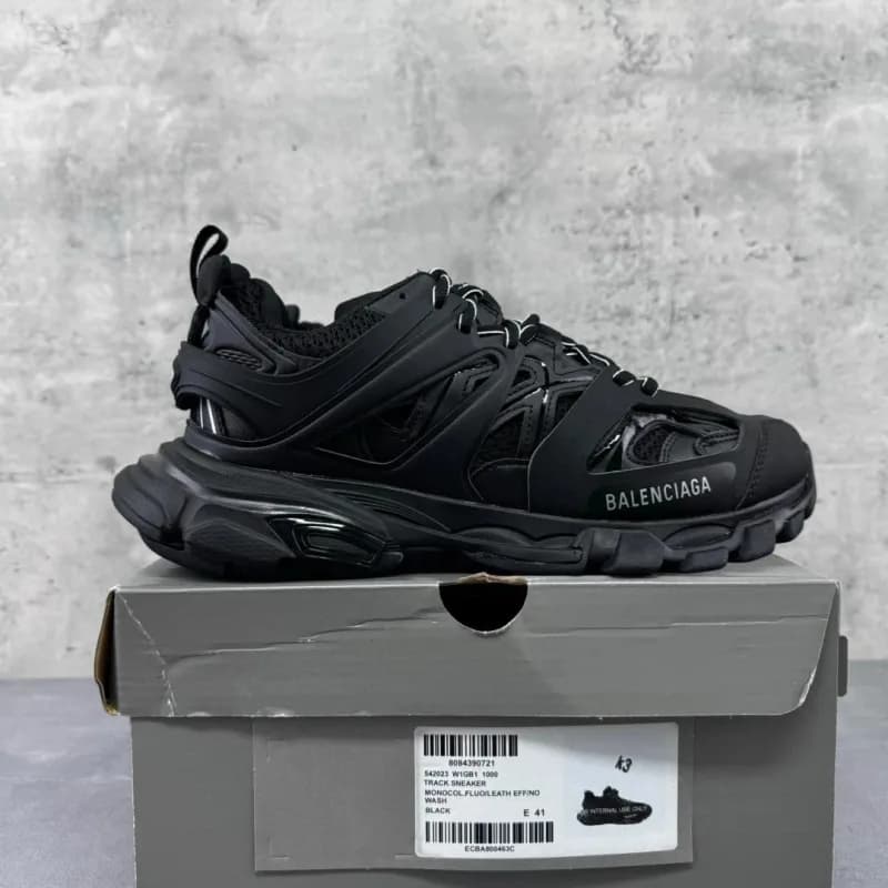 Balenciaga Triple S Ice Blue — 三代 全黑 B1 1000