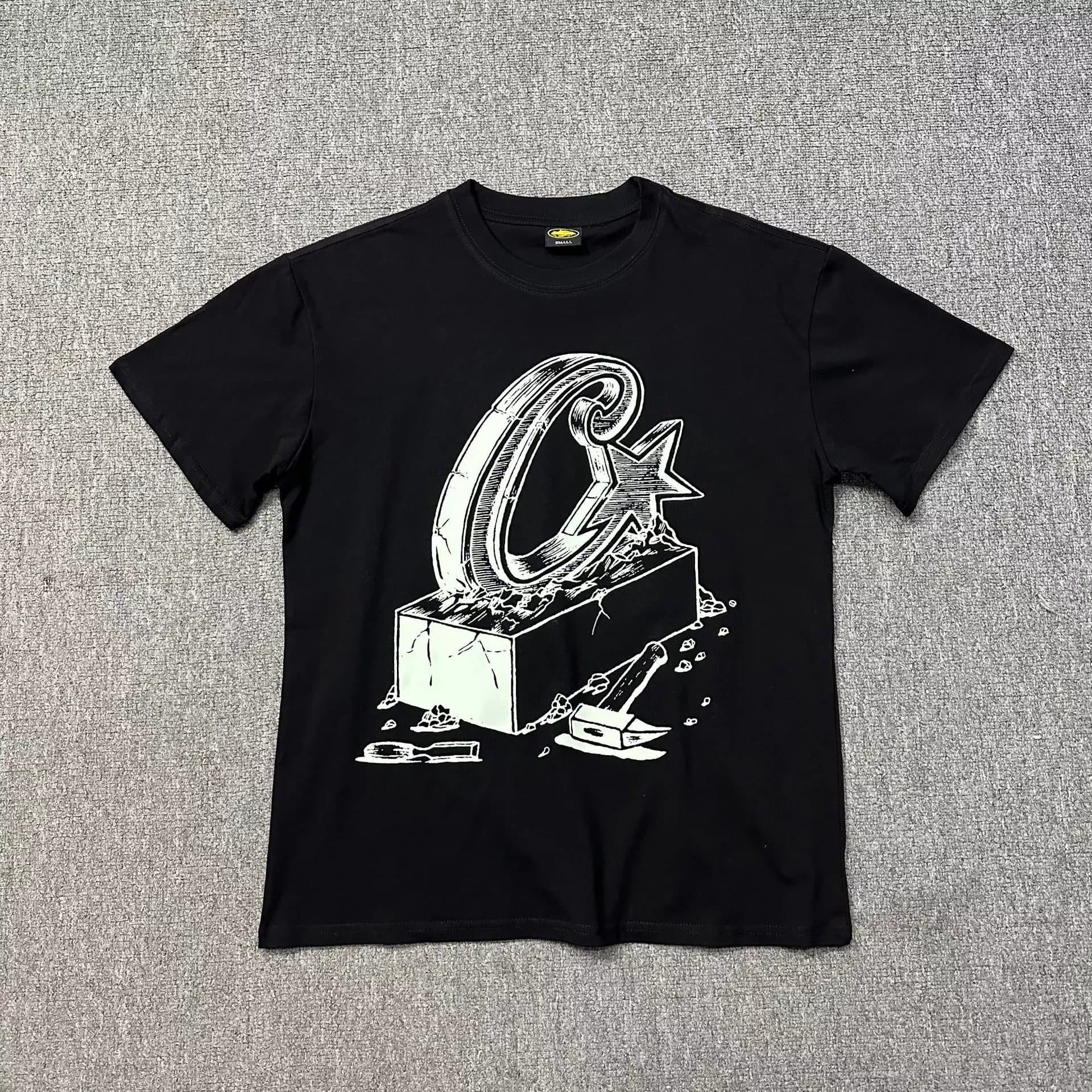 Corteiz Graphic Tee Cracked Logo
