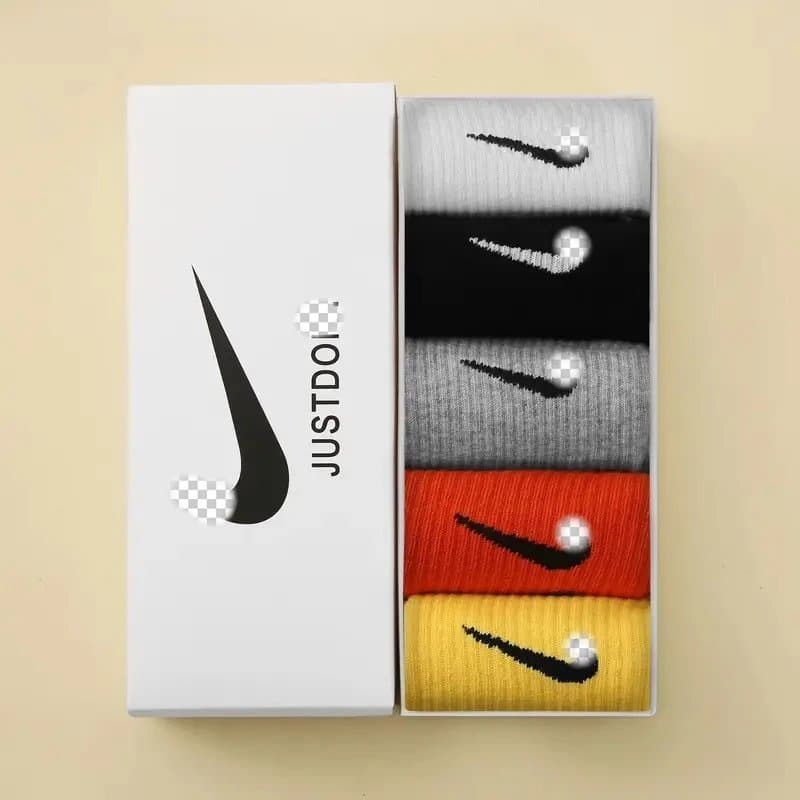 Nike Swoosh Logo Socks 5-Pack Assorted