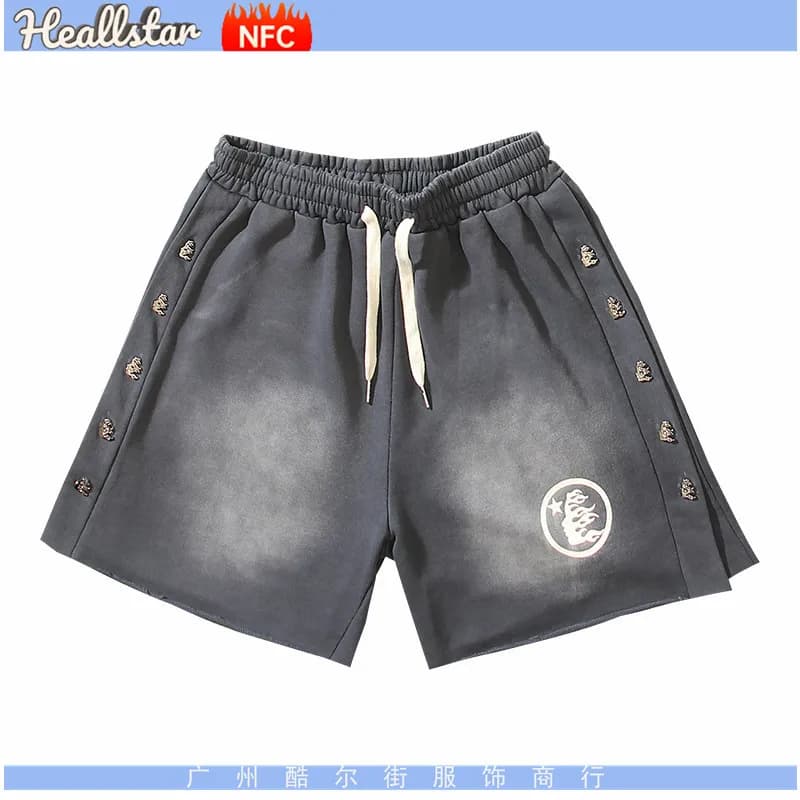 Hellstar Flame Print Shorts Black with Red Flames — 713洗水灰