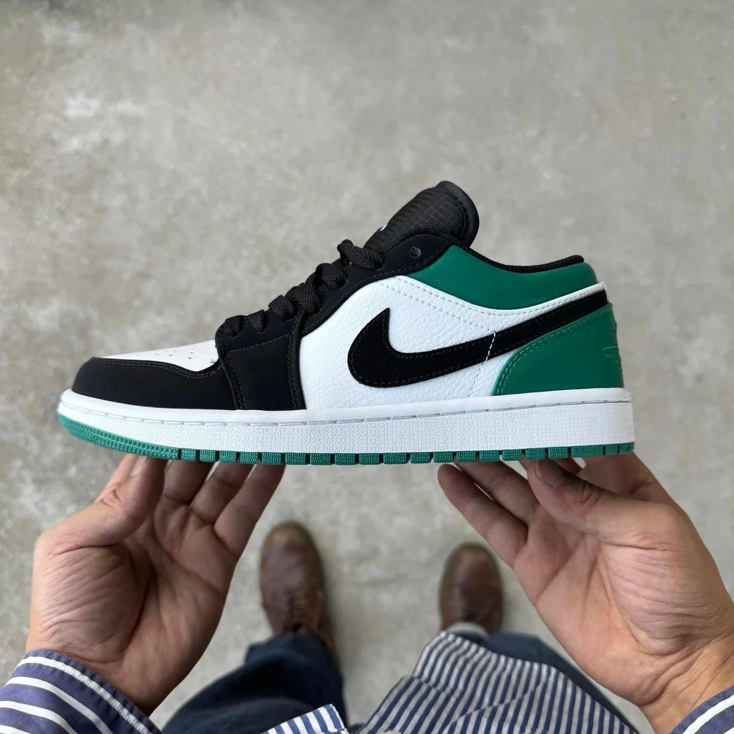 Air Jordan 1 Low Pine Green