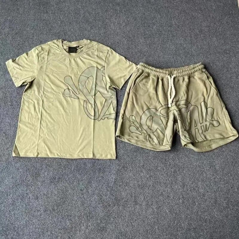 Fear of God Essentials T-Shirt and Shorts Set Graffiti Outline