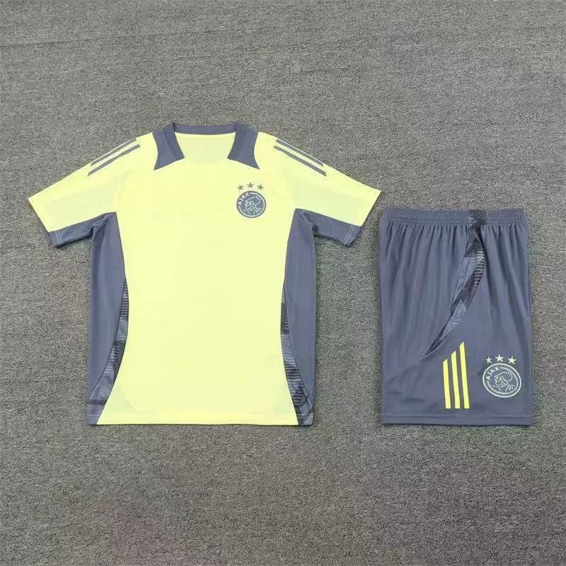 Chelsea FC Kit Bingx Sponsor — 2425阿贾克斯黄色