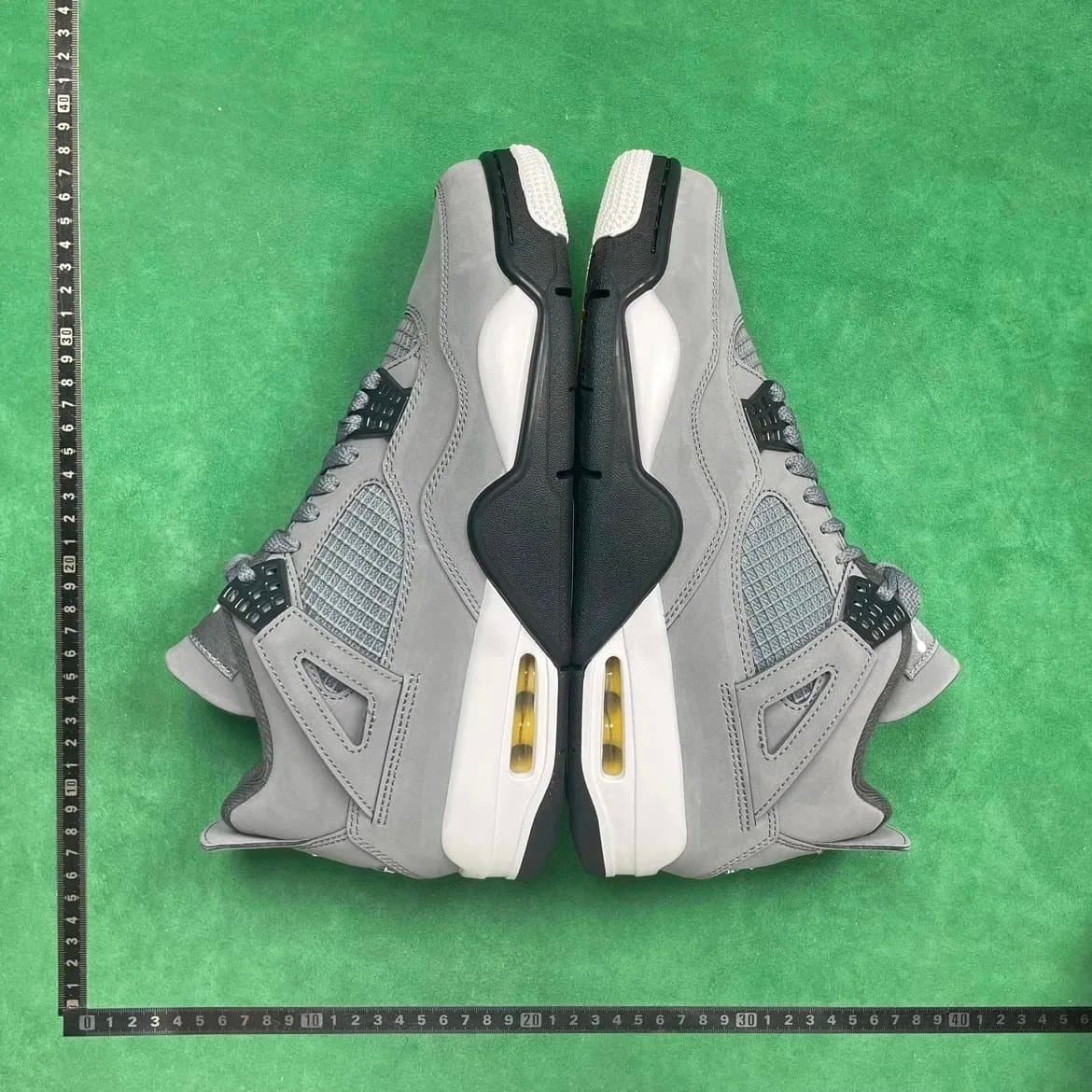 Air Jordan 4 Cool Grey