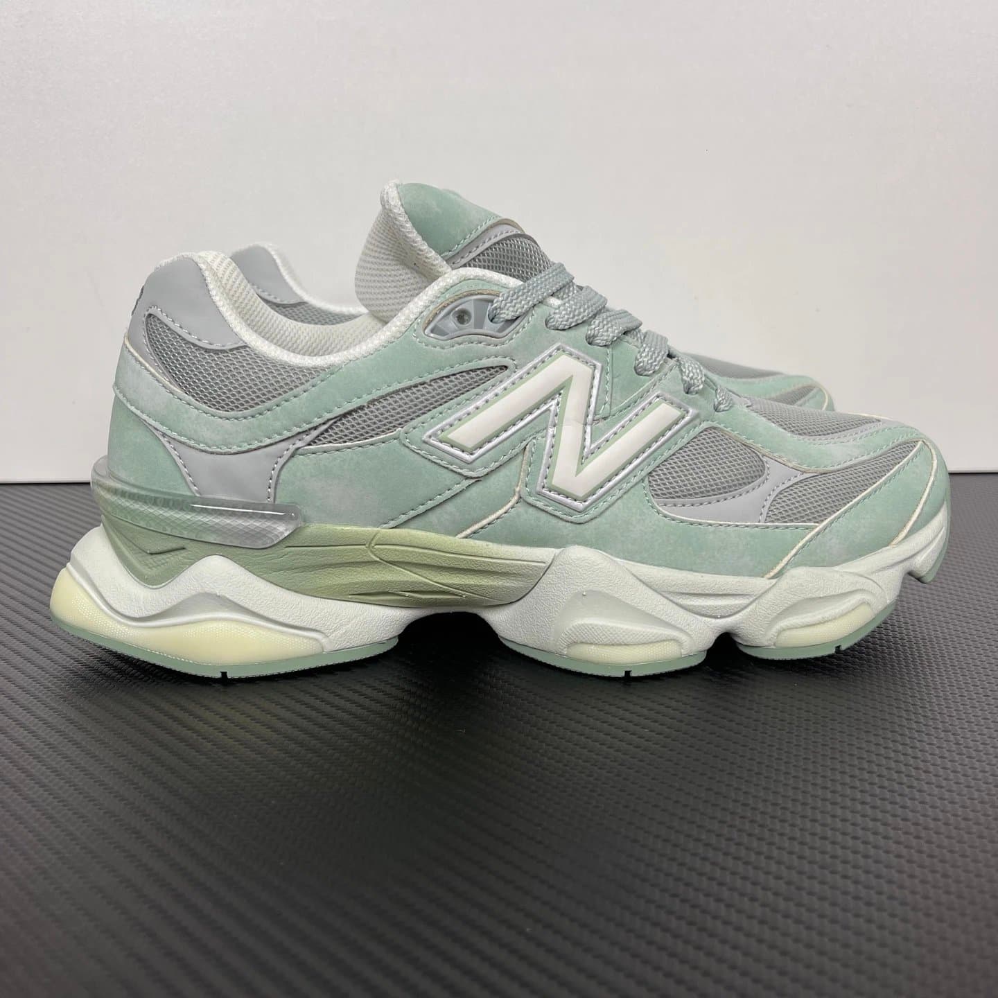 New Balance 2002R Mint Green