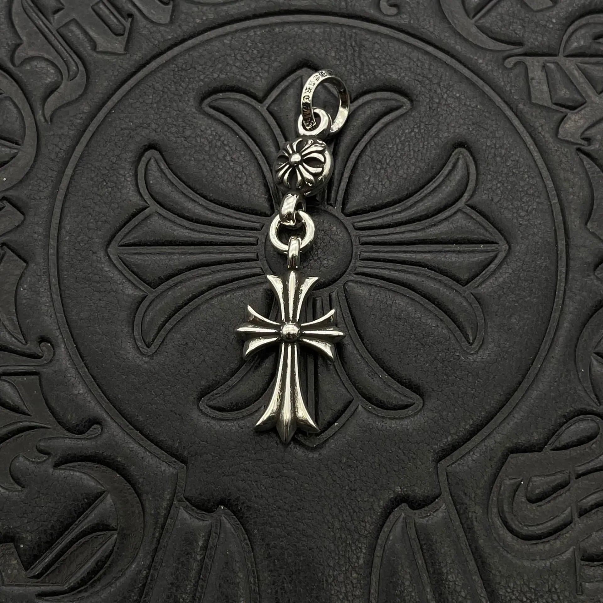 Chrome Hearts Cross Pendant Classic Cross