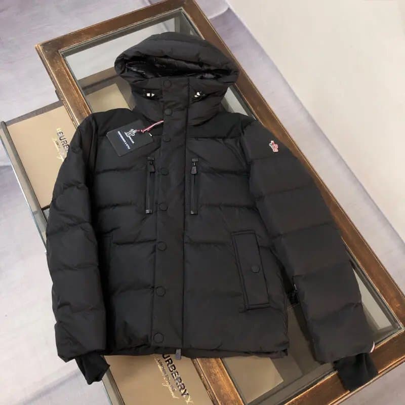Moncler Puffer Jacket Classic Quilted