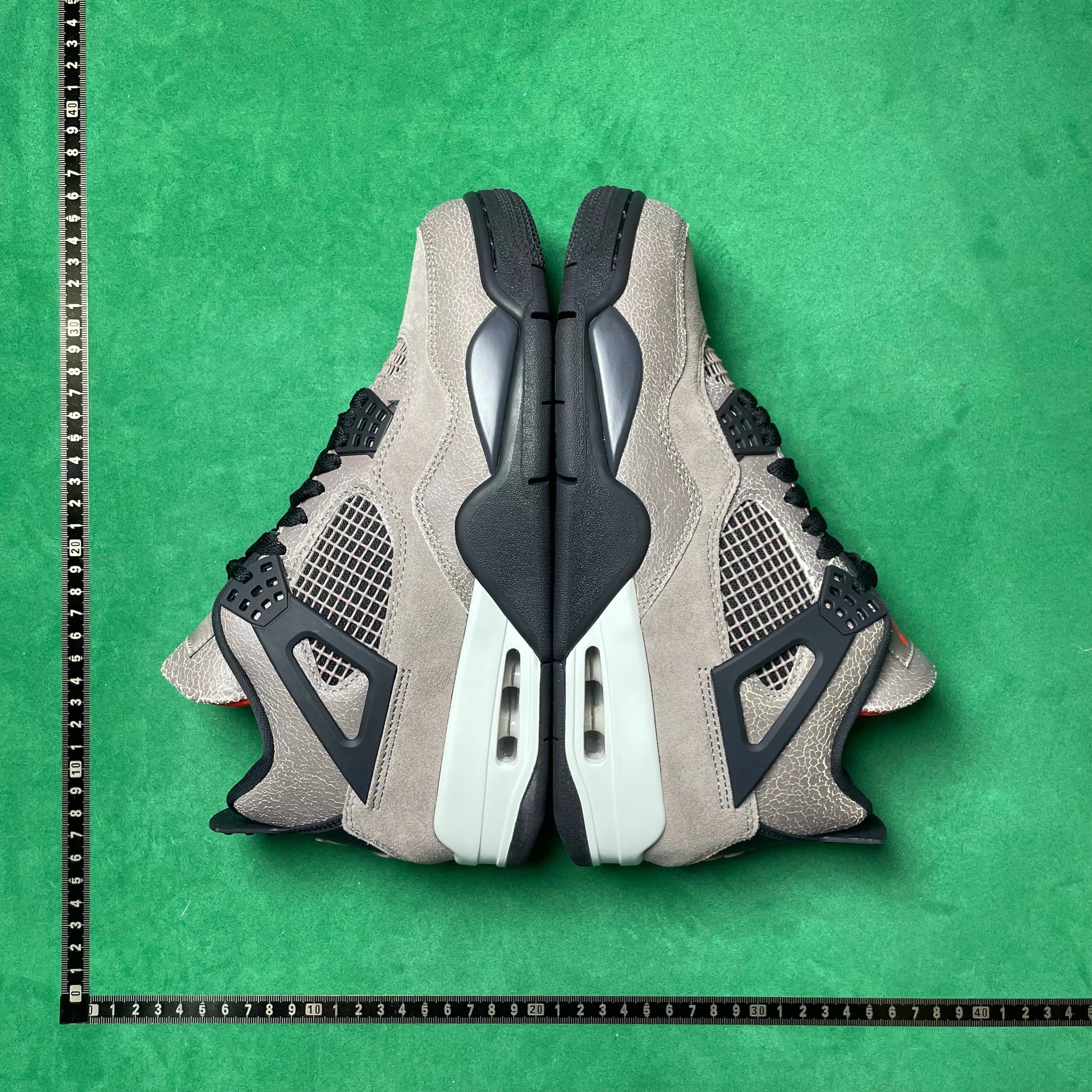 Air Jordan 4 Taupe Haze