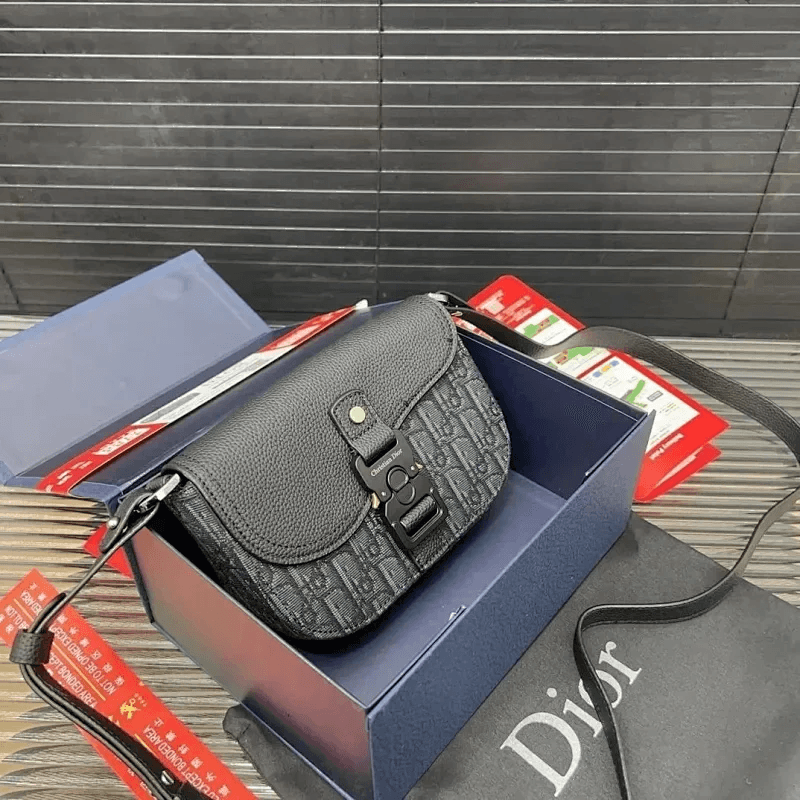 Louis Vuitton Multi Pochette Accessories Monogram Eclipse — Dior-1