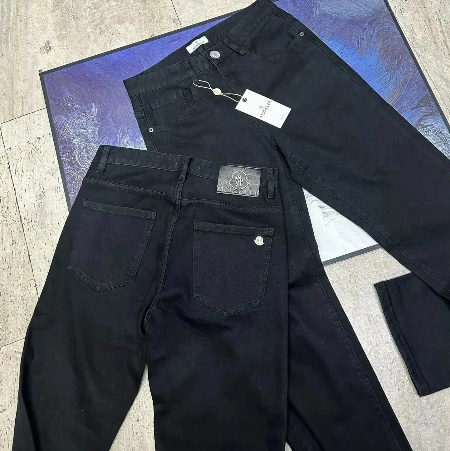 Hooded Jacket Moncler Logo Patch — 38