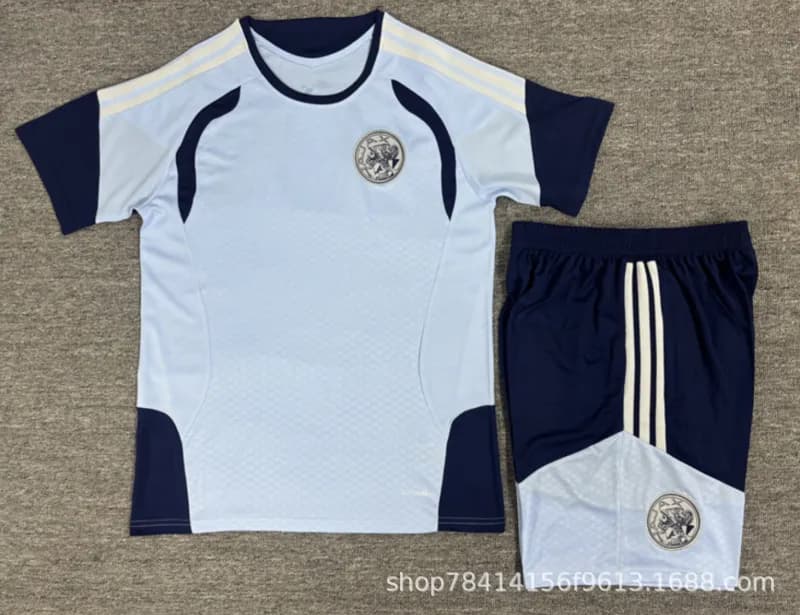 Chelsea FC Kit Bingx Sponsor — 2627短袖阿贾克斯浅兰色
