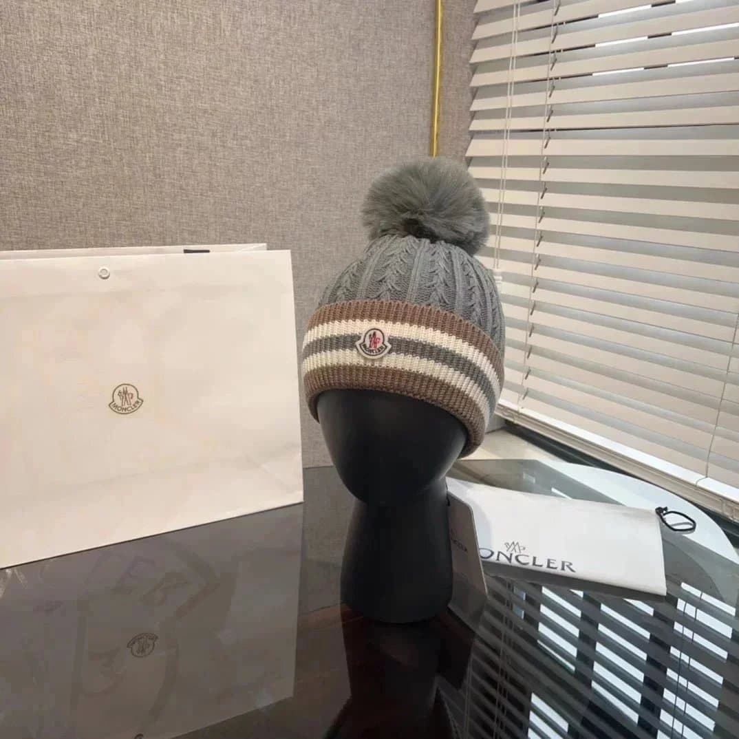 Moncler Ribbed Beanie Logo Patch — 23