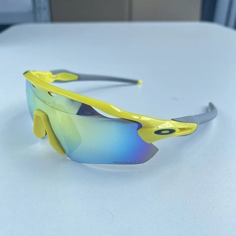 Oakley Evshield Prizm Rainbow — A