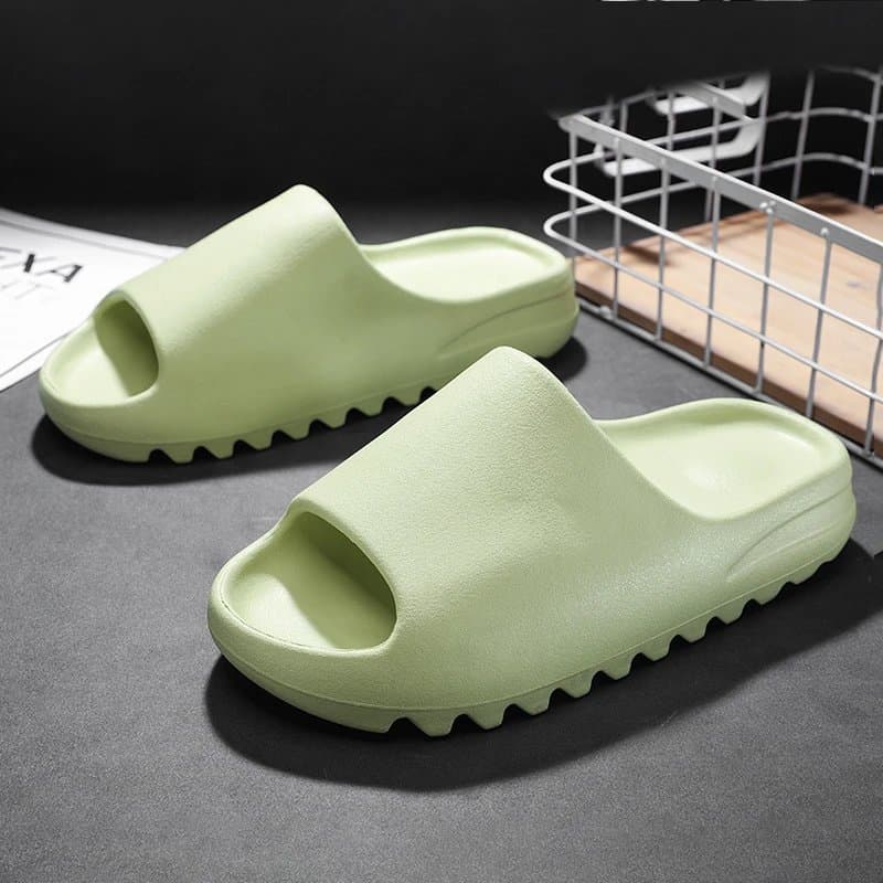 Yeezy Slide Static