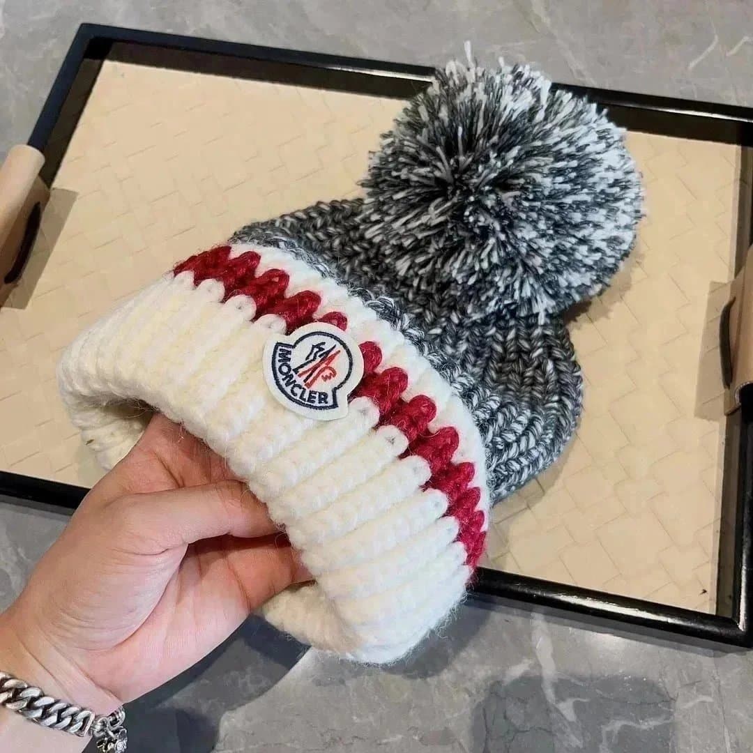 Moncler Ribbed Beanie Logo Patch — 031