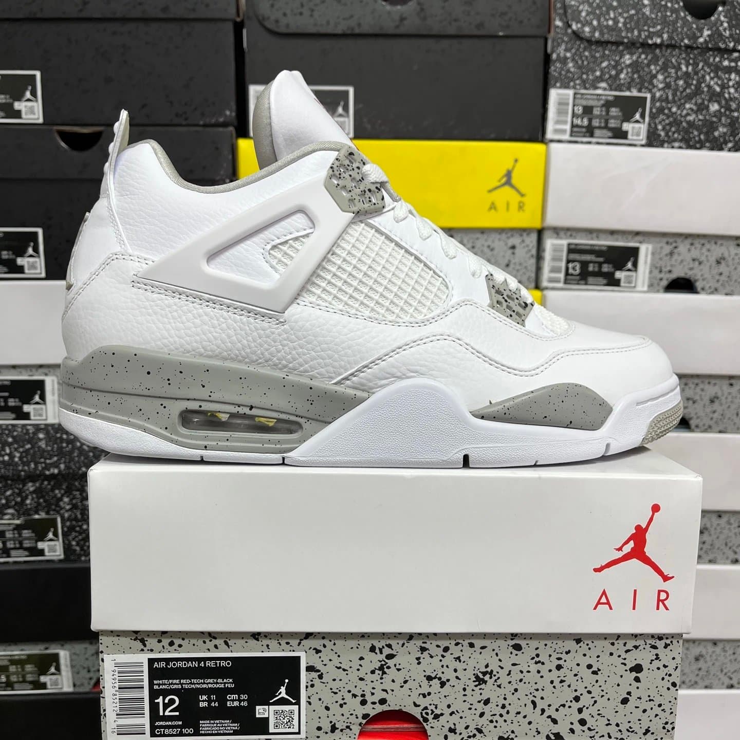 Air Jordan 4 Retro White/Fire Red-Tech Grey-Black