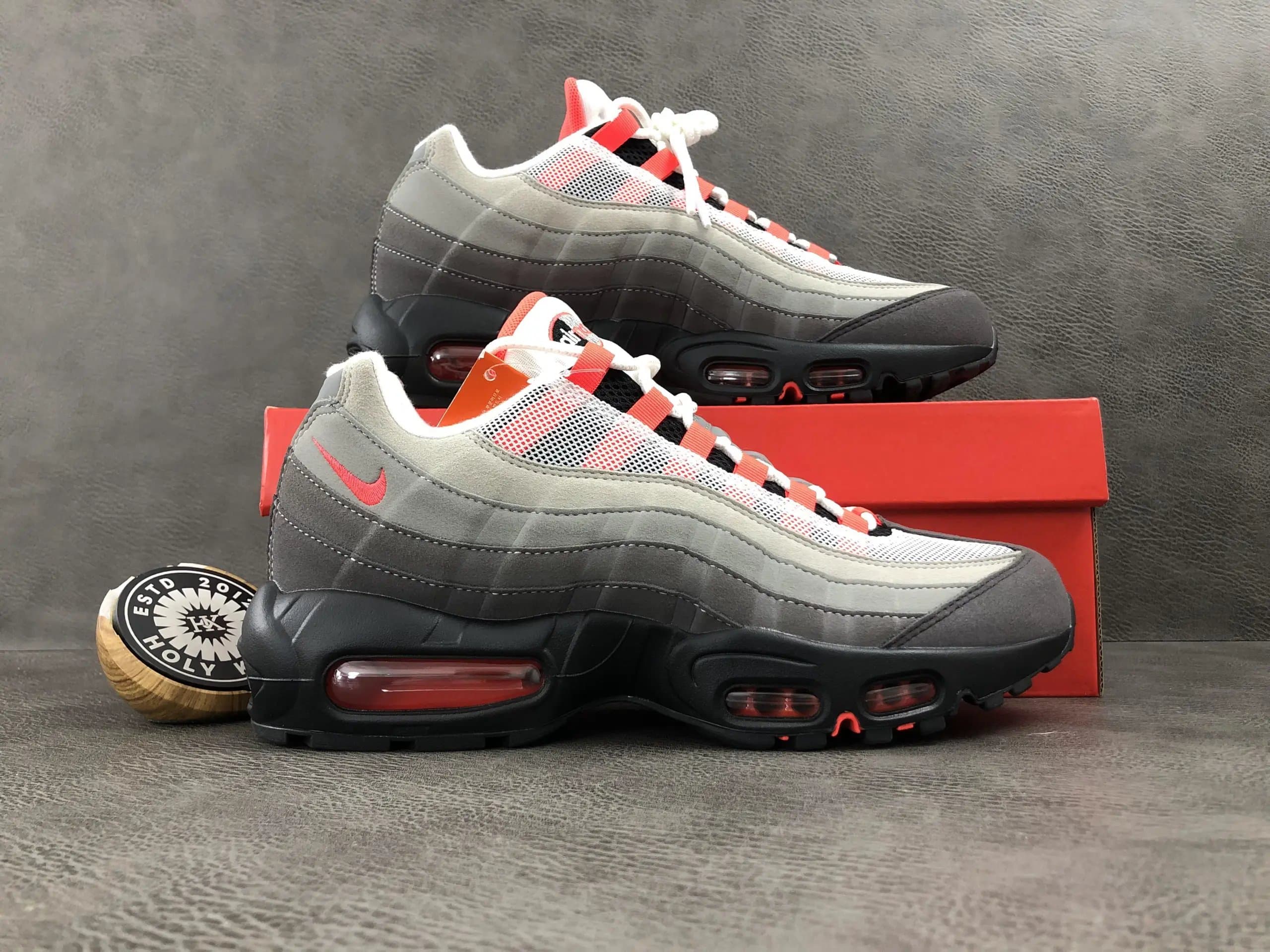 Nike Air Max 95 Grey Red