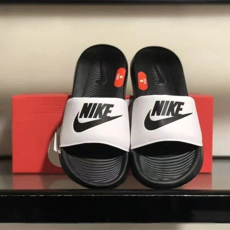 Nike Benassi JDI Swoosh — A21