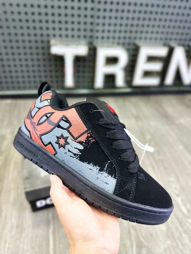 DC Shoes Pure Graffiti Print
