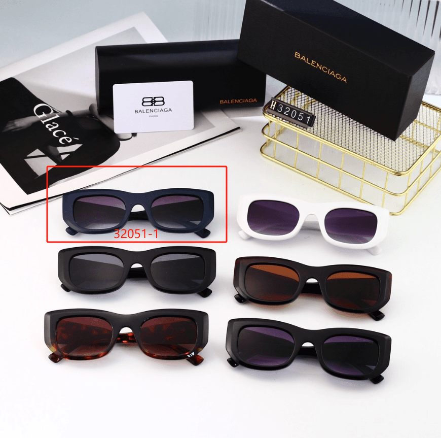 Balenciaga Square Sunglasses H32051