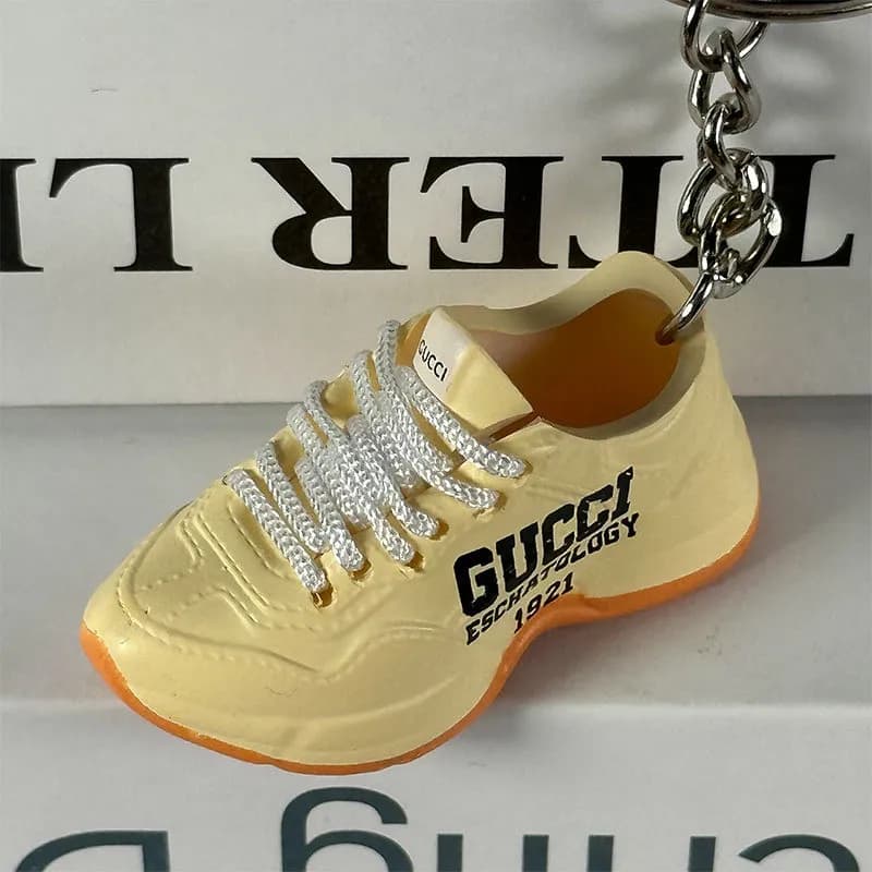 Gucci Sneaker Keychain Escatology 1921