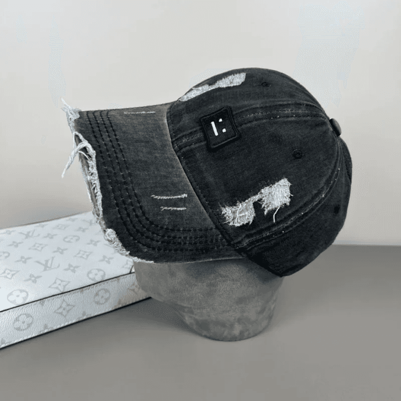 Off-White Distressed Cap Industrial Deconstruction