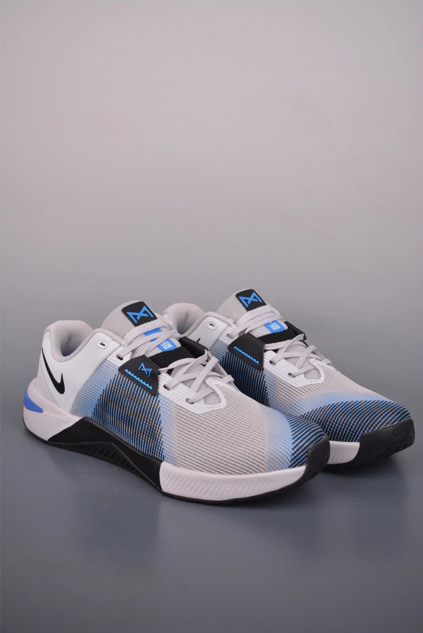 Nike Metcon 8 Light Bone/Black/University Blue